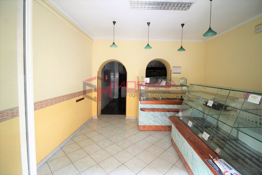 Vendita_Locale commerciale_Borgata